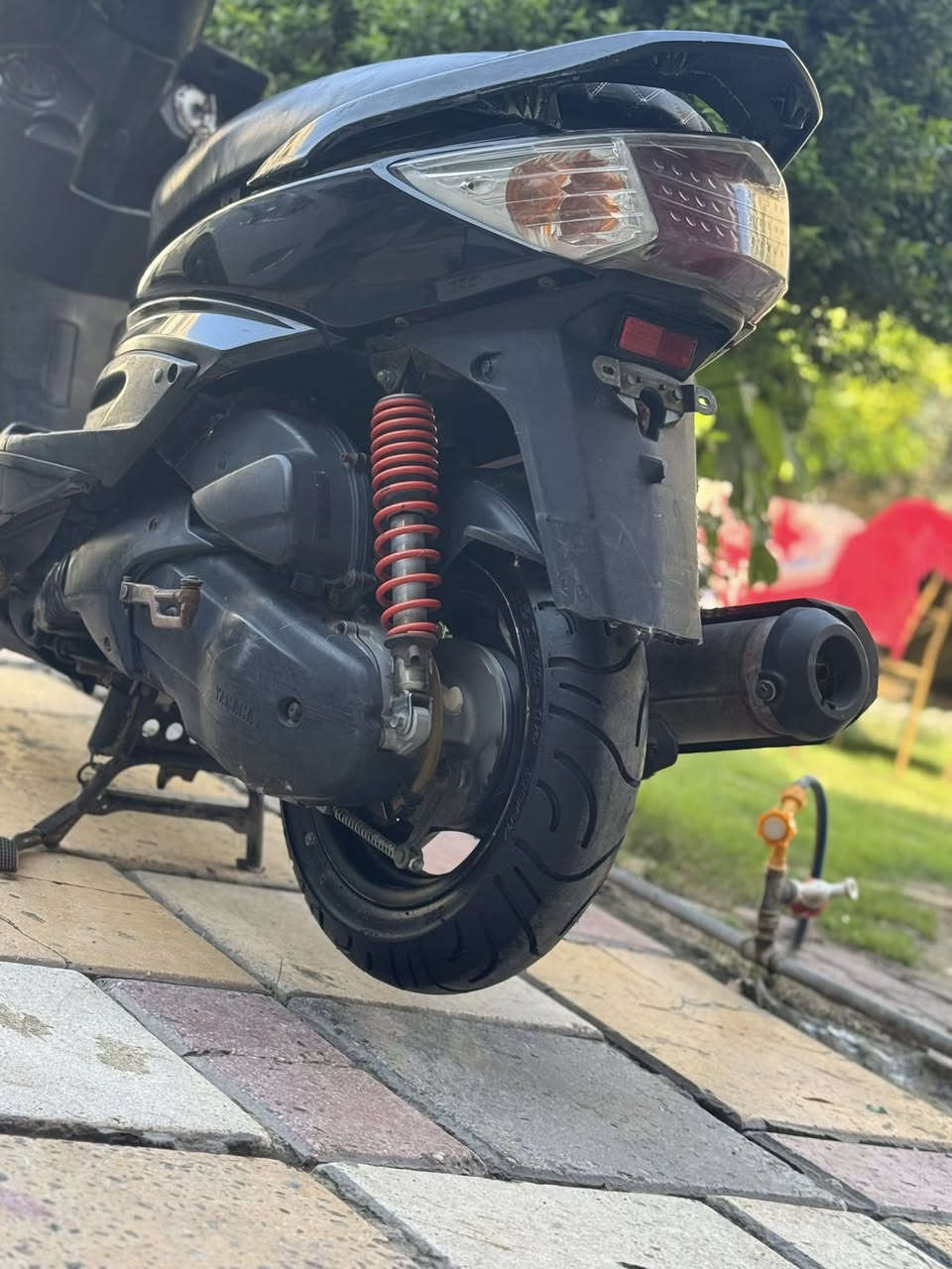 سلام عليكم للبيع سكنس فحل ياباني مكينه بلاديه كهربائيات كله شغاله نكره سلف بكل وقت كابريتر اصلي مابيه لا نضوح ولا تبخير السعر 600وبيه مجال بسيط للاستفسار ***********بغداد حي القاهره
