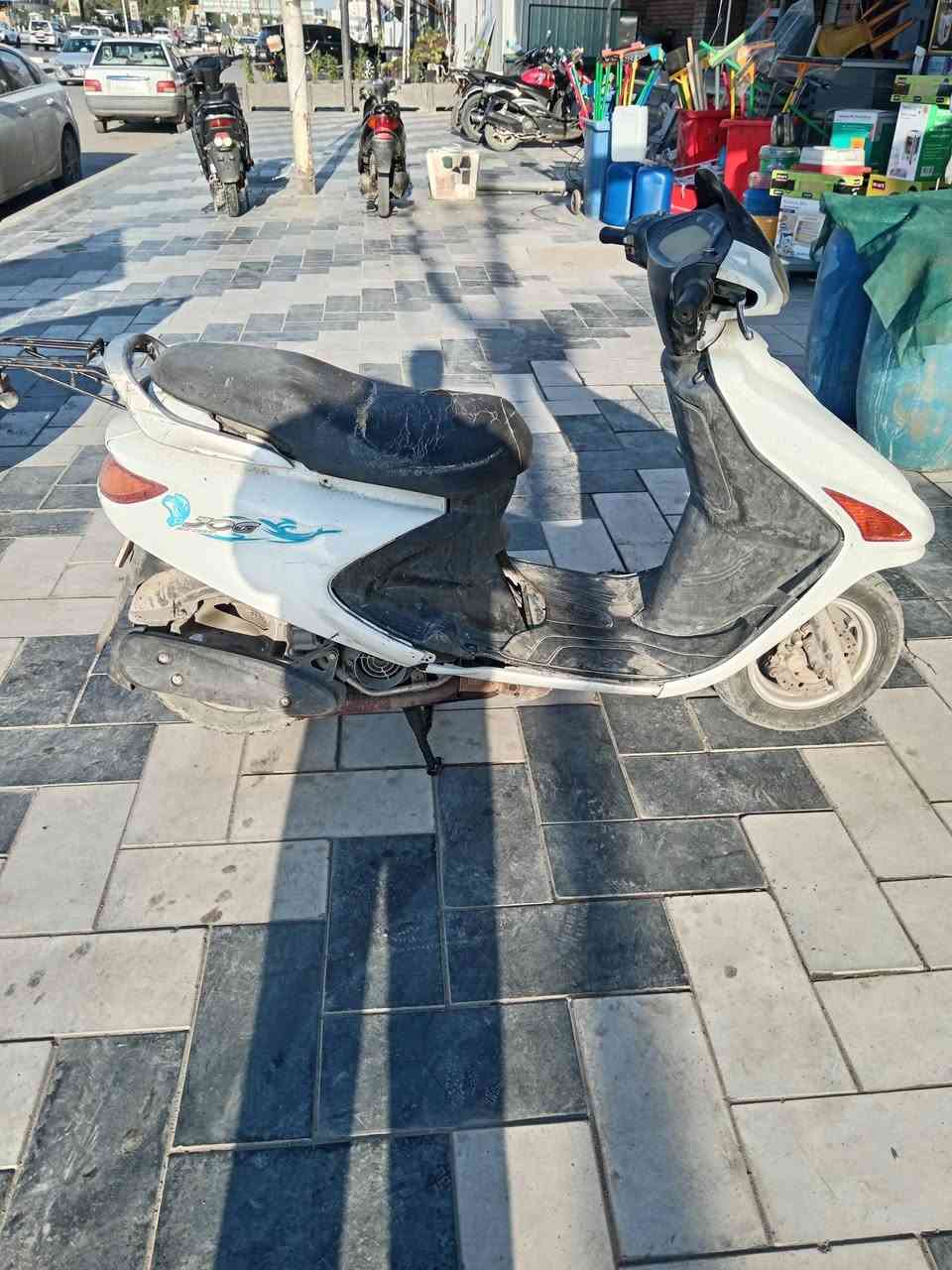 سلام عليكم دراجه ميه ياباني
الدراجة شغاله
ابيعلك كوم حديد تجي تفحص وتشوف بعينك
لا تكلي شبيها مابيها
مكاني بغداد
رقمى ***********
خابرني وبيك خير وادلل
