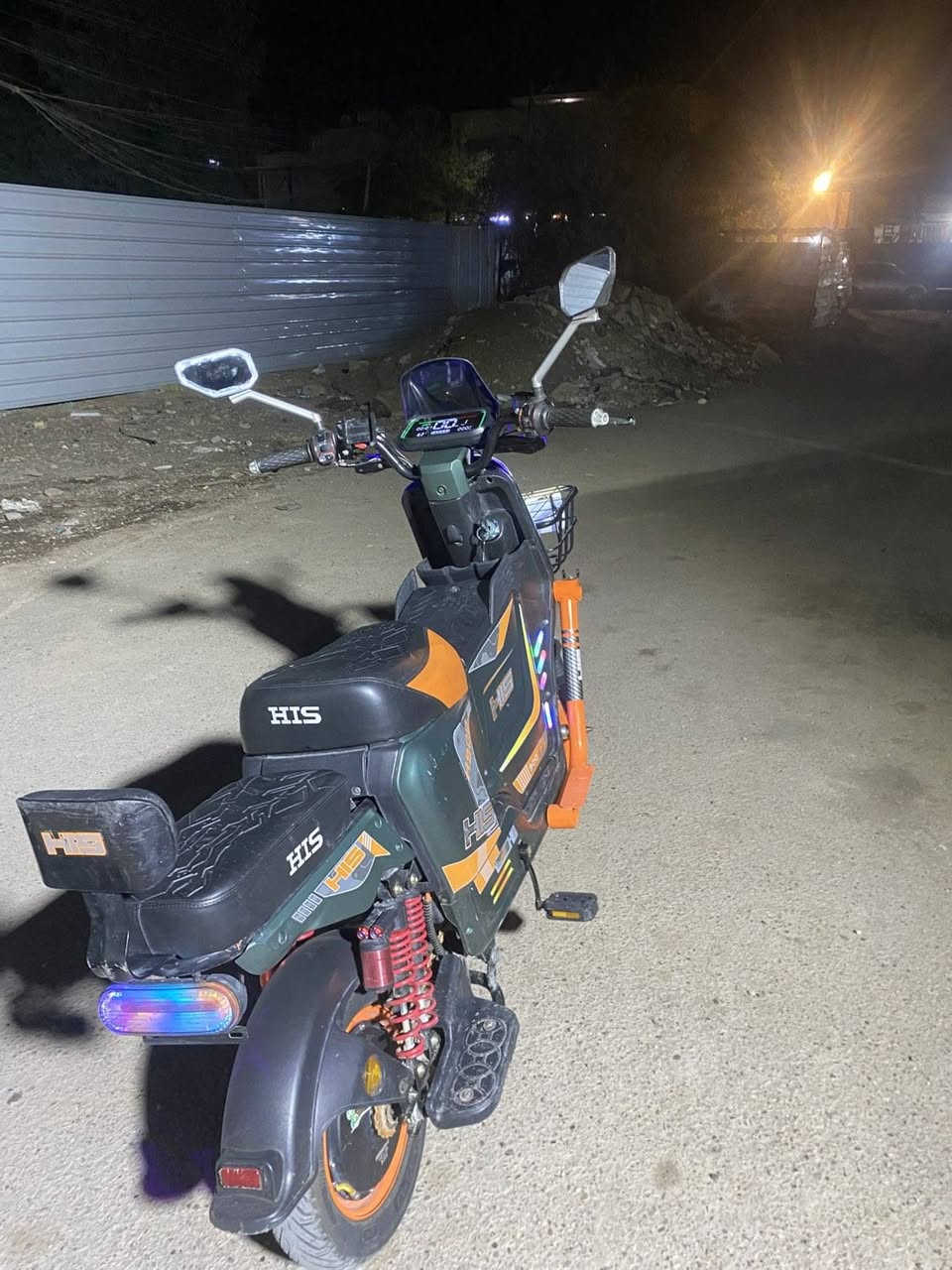 سلام عليكم دراجه X900 دراجه نضيف كلش بطاريت كلشي جديد تلمع سعرها450بيها مجال مكاني بغداد الحسينيه مال الراشديه ***********
