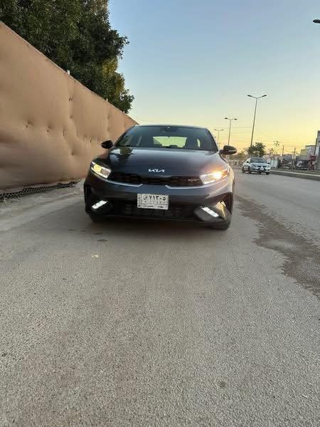 السلام عليكم كيا فورتي جي تي 2020 فول موصفات 1\1 حدث بنيد مبدل فقط بيه رصعات بلا جتف أبيعه علئ حطه رقم بغداد تحويل ثاني يوم كير مكينه صدر كله جديد مكان السياره بغداد زعفرانيه ***********
