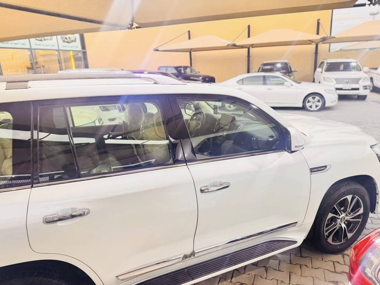 لاندكروز 2020 ساز  فول مواصفات
رقم بغداد  باسمي سنويه وهزه جديد 
محرك ٦ سلندر 4000 ماشيه 61الف  
السياره مكفوله كفاله عامه 
السياره عليها ادامه كامله 
شاشه ليزرية العدادات 
تشغيل عن بعد
‏مرايه جانبيه قلاب
لايت اسود بلاد
‏دوسات لزيريه 
‏‏- دفع رباعي
‏‏- هوك بلادي 
‏‏- نظام مانع للانزلاق 
شاحن وايرليس
‏‏النظام المساعد على نزول المنحدرات 
‏‏- تشغيل بصمة 
- خمسه بصمات ابواب
- باب خلفي كهرباء بلادي 
‏‏- دخول ذكي
‏‏- مثبت سرعة
‏‏- فتحة سقف
‏‏- فول تحكم ستيرين
‏‏- شاشة ملاحة باللمس
‏‏- كاميرا خلفية 
‏‏- مقاعد كهرباء
‏‏- مرايا شفط
‏‏- اشارات بالمرآة
‏‏- كشافات ضباب
‏‏- زراك لايت 
‏‏- فرامل مانع للانزلاق
‏‏- حساس امامي خلفي 
-3شاشه بلادي اصل 
الاستفسار الاتصال
***********
