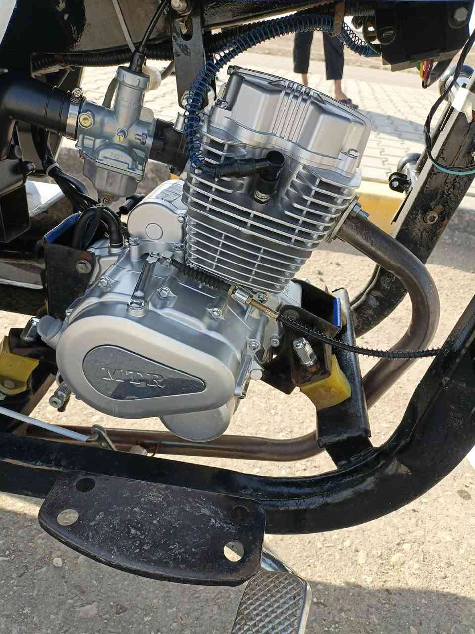 سلام عليكم ستوته للبيع امتيار اوراق شاصي موديل13 وغراض  25 اكسن جديد مقفل  ستوته مكفوله كفاله عامه سعر خاص المكان القاسم ناحيه الطليعه  ***********
