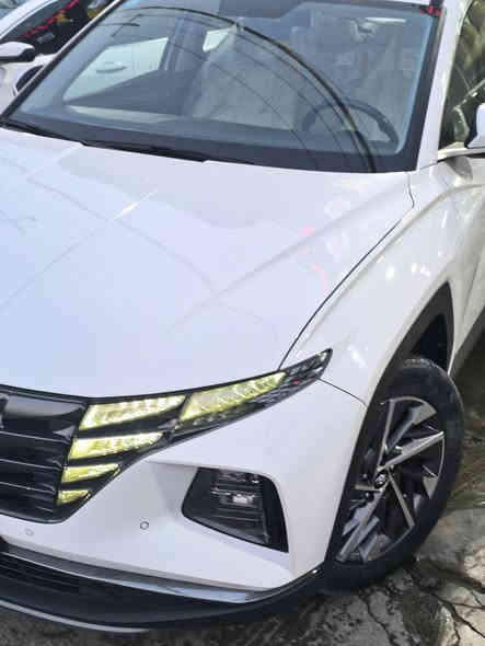 للبيع هيونداي توسان 2024
خليجية كفالة عامة 
رقم بغداد 
------------------------------
 * المواصفات * 🏅🥇
بصمة دخول ذكي تشغيل عن بعد 
رادار تحديد مسار مثبت سرعه 
كشنات كهرباء - مخمل
شاشة تدعم اندرويد أوت - أبل كار بلي 
شاشة عداد دجتل 
شاحن لاسلكي للهواتف 
تبريد قطعتين 
حساسات - كاميرا خلفية 
اشاير مري - تحذير النقطة العمياء 
لايت LED تفاعلي
مود درايف - اتو هولد
هاند بريك
------------------------------
السعر 💸 💸 (( 225 )) بي مجال 
للاستفسار رقم صاحب السياره 
☎️ - ***********
