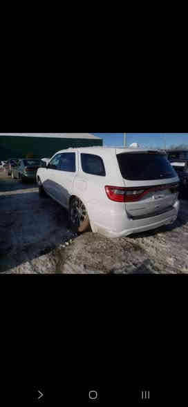 سلام عليكم
دورنكو 2020 Gt للبيع 

ماشية ٧٣ كيلو متر

صور الحادث والبدي كار مع منشور 

مواصفات معروفة لل Gt

٣ شاشات اندرويد تشغل جميع برامج 

كشنات كهرباء 

خزن ميموري

صندوك كهرباء 

كشنات تدفئة 

٣ انظمة للقيادة

توقف ذاتي 

تشغيل عن بعد 

٧ راكب 

حساسات

كامرات امامي وخلفي

كشنات جلد اسود 

سيارة باسمي تحويل مباشر

بصمة تشغيل + بصمة ابواب 

السعر 26$  مكان بغداد الجكوك

***********
