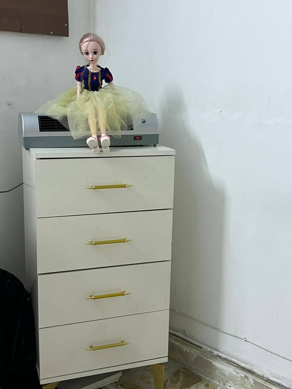 ٨قطع قفل ٤٥٠الف مانزل والله ***********
