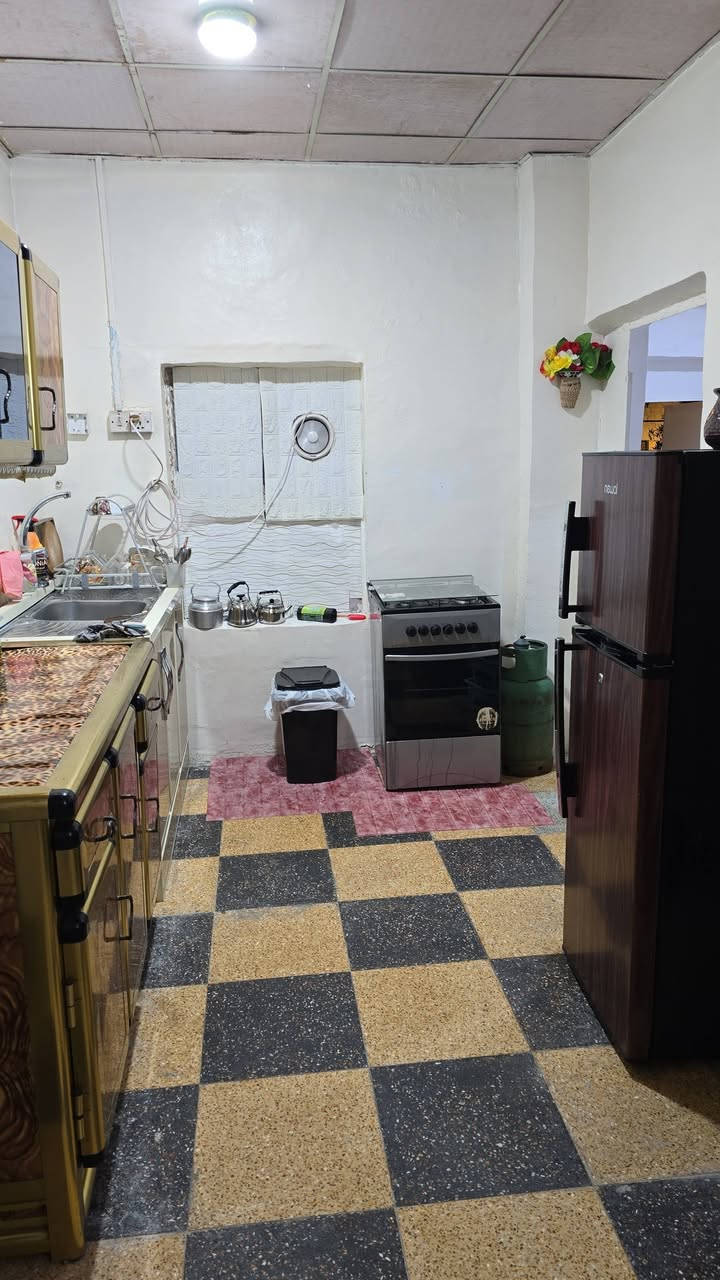 بريهه شارع لاستقلال فرع الكنيسه شقه مؤاثثه للايجار *********** للاستفشار اتصل
