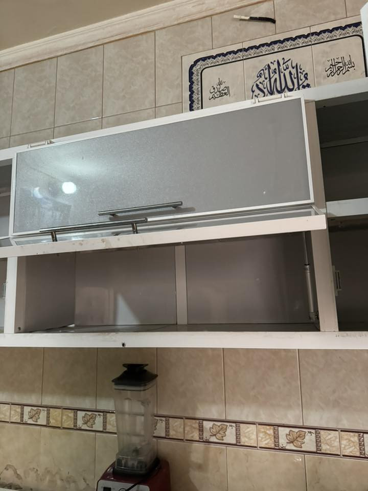 سلام عليكم كاونتر للبيع نظيف كلش بيه تصليح كلش بسيط الاستفسار والاتصال على الرقم ***********
