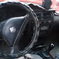 بريميره للبيع سياره بيه گصه زوج تاير جديد وزوج زين  محرك  20 كير عادي ...