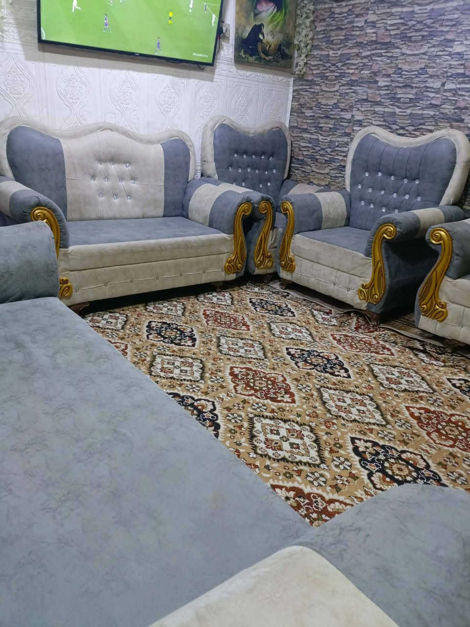 تخم ملكي 5 قطع زلغ مابي تركي جديد كلش استعمال قليل 350 بي مجال قليل الي يريده يراسلني توصيل موجود... او يتصل ع الرقم ***********... @الجميع
