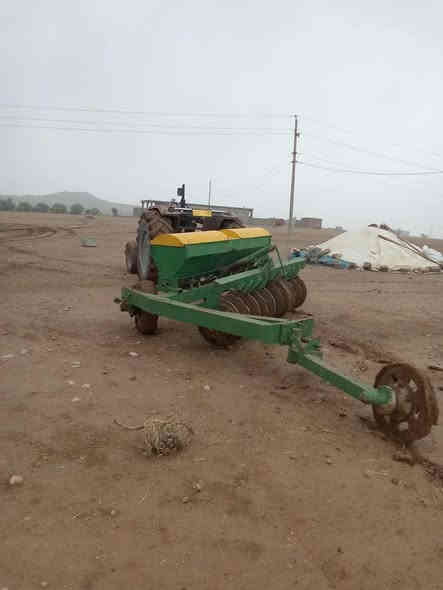 للبيع تركتر فوركسن إنكليزي كير واكسن ومحرك شرط العنوان الموصل للاستفسار الاتصال على الرقم ***********/////////***********
