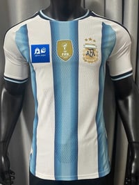 دريس فقط نسخه لاعب تايلندي اصلي وهوه شعار الشركة سعر القطعه ب 8فقط قطع...