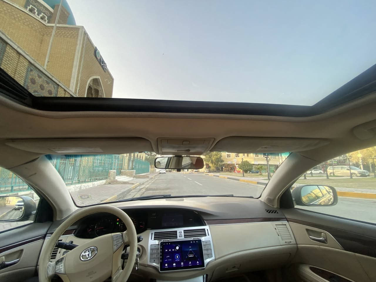 السلام عليكم
للبيع او مراوس اقل سعر 

افلون ٢٠٠٧ خليجي 

كير محرك حداديه تخم تاير كهربائيات كلها كفاله 

السياره بعدها بوضع الشركه كلش حلوه  وجديده السياره مرشوشه عام اثر جراد بدون معجون  وبدون حادث شرط ما تصرف عليها ربع 

رقم كربلاء مشروع وطني تحويل كل المحافظات 

مكان السياره بغداد الأعظمية 

السعر ١١٠ 🌹

***********

***********
