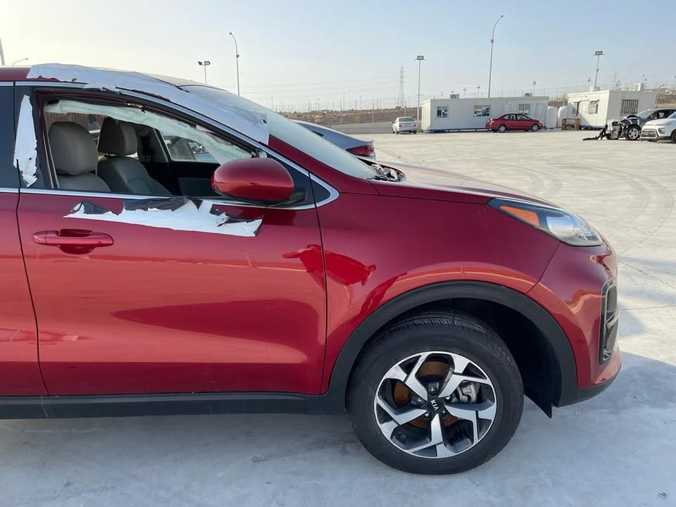 سبورتج ٢٠٢٠ وارد أمريكي مكفوله من الصبغ والتبديل حتى الدعاميات بدون صبغ ماشية ٦٥ الف ميل السعر ١٦٠ وبيها مجال صور الحادثة مرفقة بالمنشور للاتصال ***********
