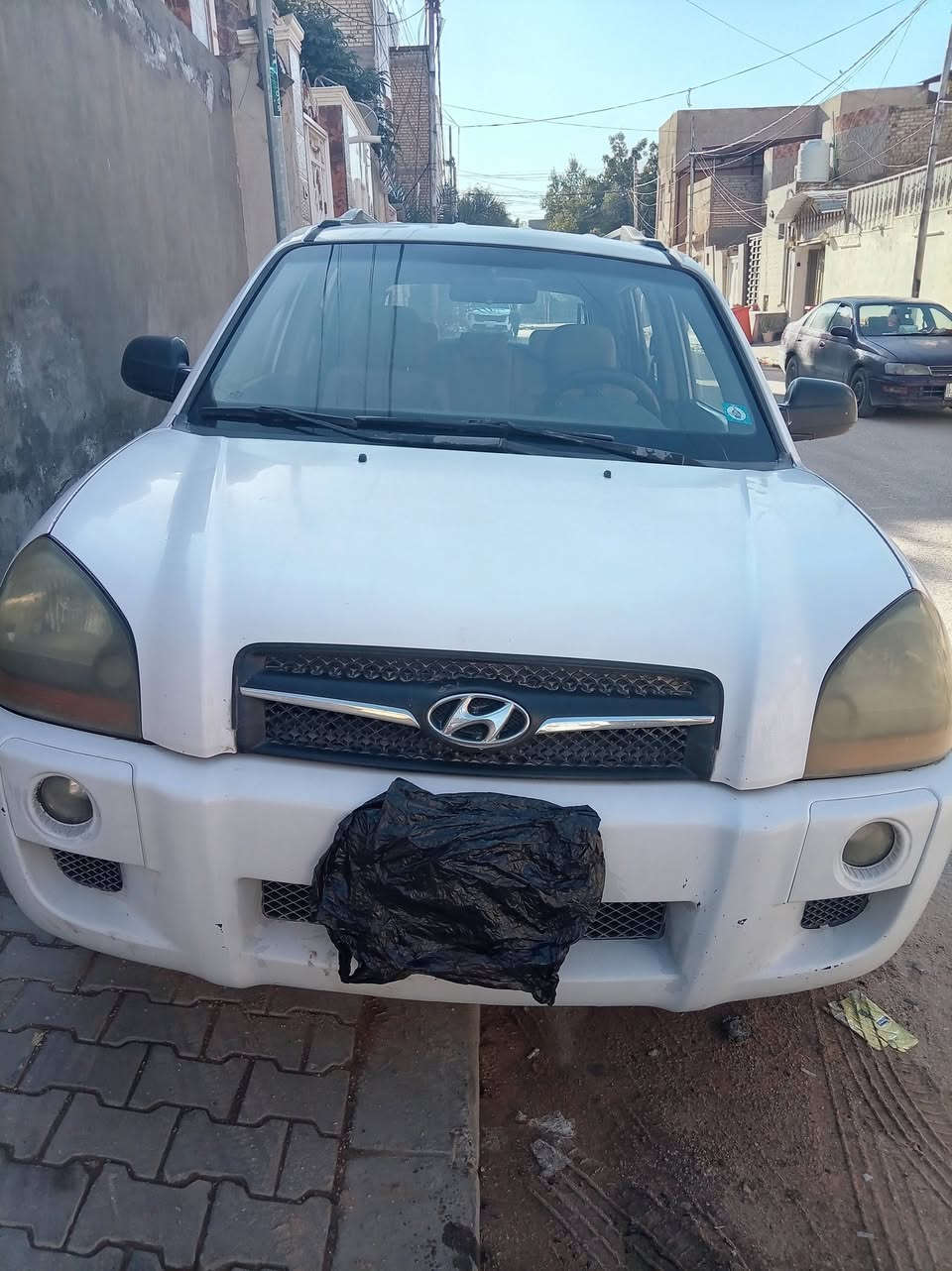 توسان 2009 رقم دولي لبيع أو مراوس حسب قناعه سعر 115 وبيه مجال رقم ***********
