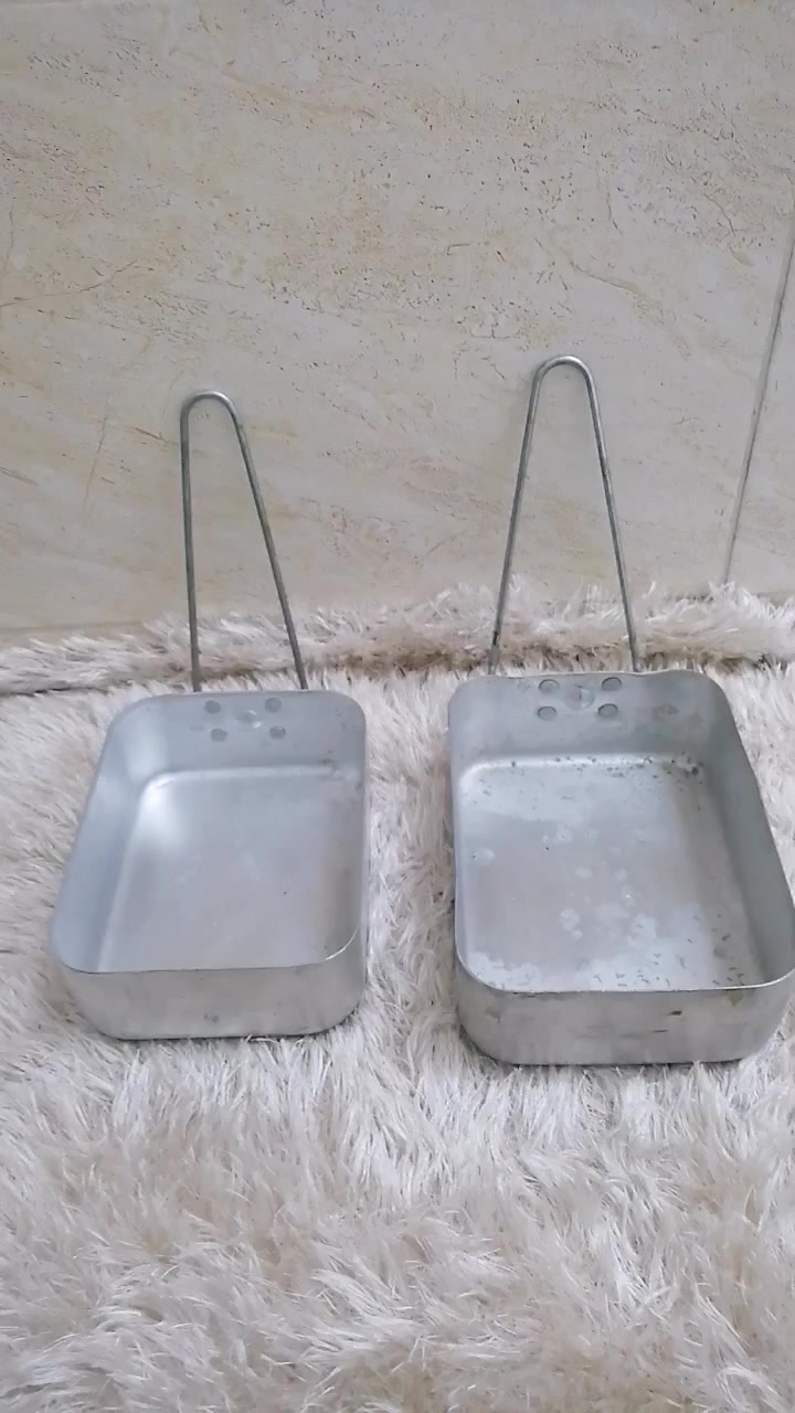 السلام عليكم ورحمة الله وبركاته جبنالكم تحفه فنيه احلا سفر طاس مل عسكريه مل ايام زمان العدد اثنين انظاف حيل للبيع السعر ٢٥ الف مع التوصيل وهذا رقمي *********** موجود واتساب علا هذا الرقم
