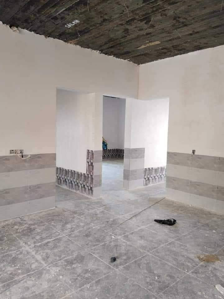 شقل جص درجه اوله   والبخ طرگ مالج 2250 يعني الفين وربع والرزق عله الله وهاذه رقمي ***********جص وسمنت 
والرزق على الله
