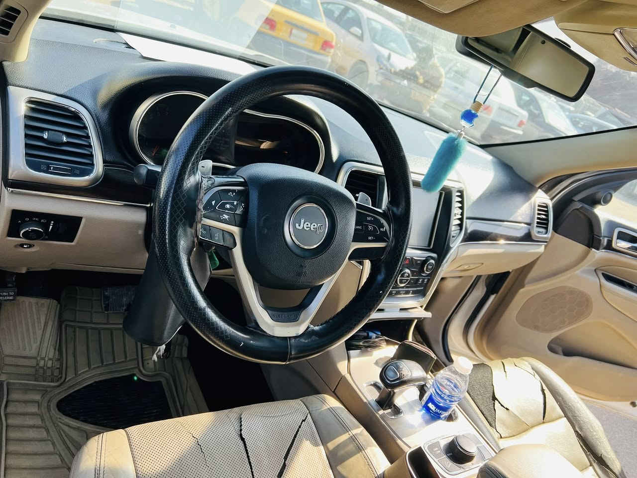 سلام عليكم من رخصة الادمن المحترم جيب موديل 2014لمتد  خليجي بيه 3قطع بطش والباقي كفاله معروفه موصفات لمتدد
مكان كربلاء الحسينيه 
سعر 220 وبيه مجال 
الاستفسار أڪــثر ***********
