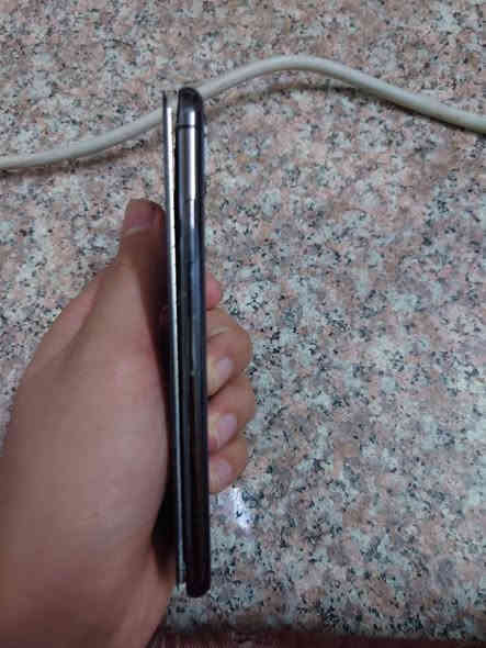 ايفونX عادي
ذاكرة256
فيس ايدي شغال
بي مشكلة يرست
سعرة45 وبي مجال
رقمي***********
