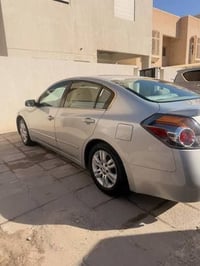 🔧 صيانة السيارات أمام المنزل 🚗 تحب تشوف شغلك بعينك؟ ما عندنا أي مشكلة ...