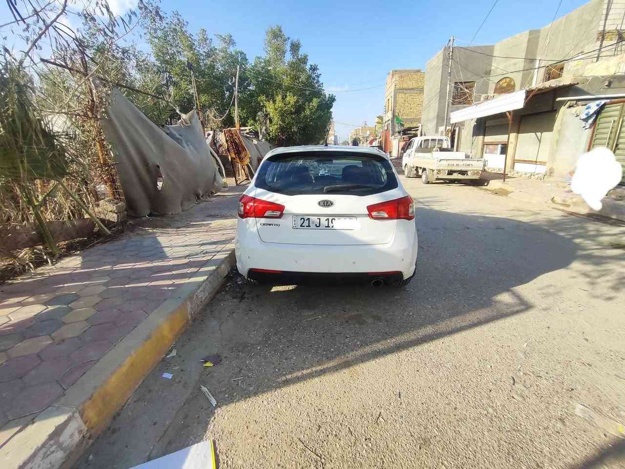 سيراتو  هاتشباك 2012 فول محرك 2000 دوش رقم سليمانيه انكليزي بأسم جاري واقاربي سنويه لل2029 تريد وكاله تريد مداور مكاني ناصريه  *********** السعر 90
