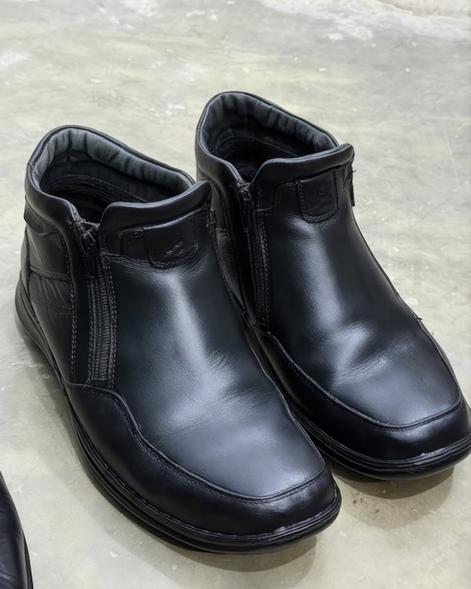 🔴تخفيضات نهاية الموسم مع قطعة نادرة من جلد طبيعي وصنع اليد وخياطة ممتازة ووزن قليل وطركة طبية
-نظافة القطعة؛100%
-قياس:42 
-السعر :40الف فقط 
-توصيل جميع المحافظات العراق 🚚🇮🇶
#بالة_اون_لاين #اوربي #اورجنال


**إذا كنت صاحب هذا الإعلان وتريد حذفه لأي سبب، رجاءا أرسل رسالة إلى الدعم الفني**