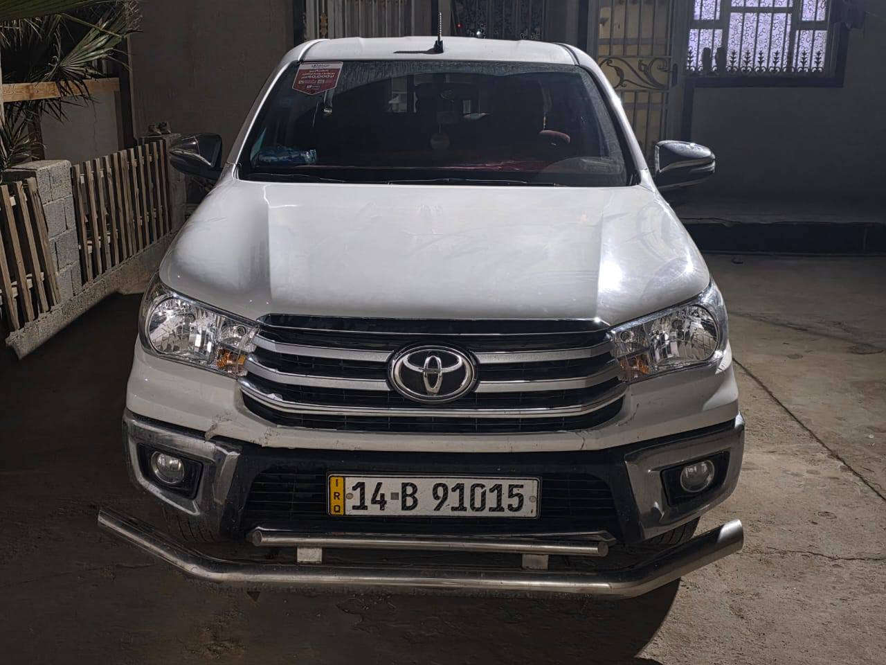 السلام عليكم
بيكب هايلوكس 25 
رقم بصرة 
فول مواصفات 
مبدل بيها بنيد وبجم مال تفصيخ اصلي 
السيارة ما متعوبه ابد ماشيه اقل ال 20 مثل ما موجود بالصورة يعني بعدها شبه زيرو 
السعر 295 ورقة وبيها مجال بسيط 
بعدها بالضمان من شركة ساس
المكان:البصره الزبير
***********
