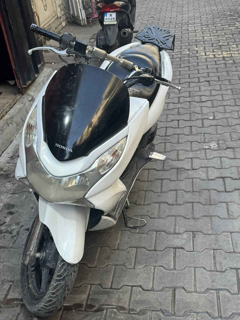 سلام عليكم دراجه بيسي اكس جيل اول للبيع محرك مكفول كشر نضافته كبالك شراي راسلني او اتصل خاص ***********
