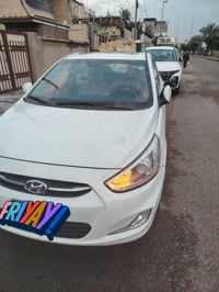 للبيع فقط اكسنت بلو خليجي موديل 2016  فتحه تحكم ستيرن ماشيه ٤٠ الف  مح...