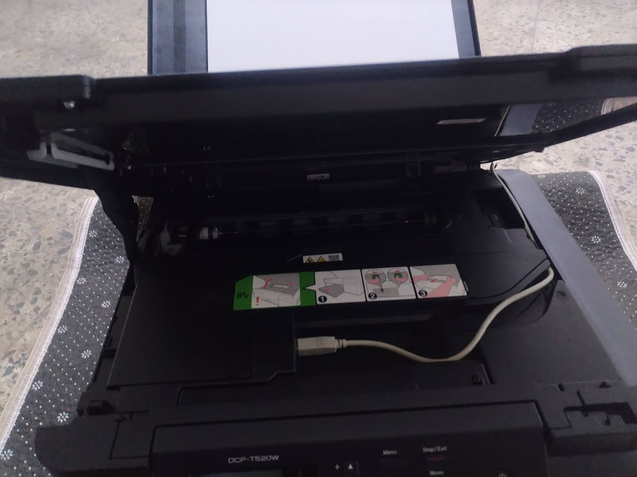 طابعة للبيع ستخدام شهر واحد فقط
البيع بسبب فشل المشروع 
عنوان بغداد 
للتواصل 
***********
