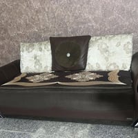 للبيع طبله مع تخم 10 مقاعد الضرر فقط يده تخم المقعدين خاسفه شويه موضحه...