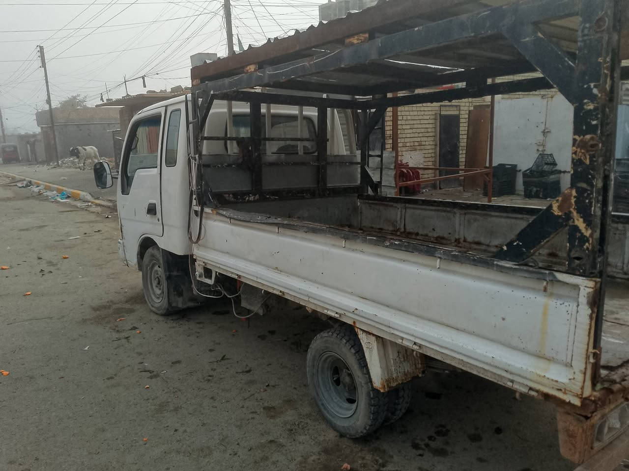 سلام عليكم ورحمه عندي كية حمل فنتيرة كاملة مكينة جديدة وكير واكسل خير من الله كوم حديد اتكفل عشائر وقانون تواصل ***********
