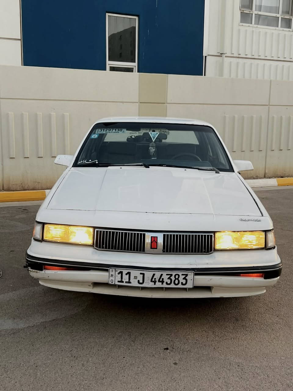 🚗 للبيع او المرواس حسب القناعة أولدزموبيل موديل 1990
- محرك 3100 مكفول لا تبخير ولا تنقيص.
- لايتات زينون أصلية.
- تخم تايرات جديد، صار أسبوع من مركب.
- مبدل فيت بم (Fuel Pump) مع باتري جديد
- مسجل يدعم AUX والبلوتوث.
- السيارة جاهزة مجهزة.
- صدر خلفي جديد.
- صدر أمامي بنسبة 70%.

للاستفسار يرجى التواصل على الخاص.***********
