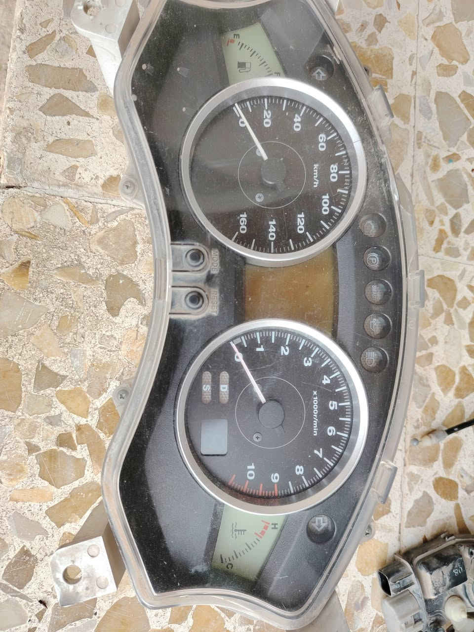 اخوان 10.0 تفليسات تفليسات
اي شي تحتاج خاص


**إذا كنت صاحب هذا الإعلان وتريد حذفه لأي سبب، رجاءا أرسل رسالة إلى الدعم الفني**