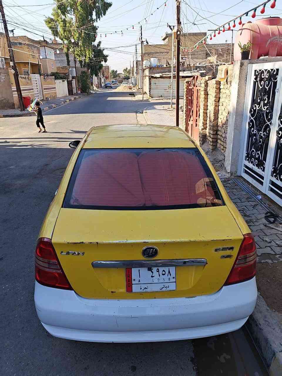 سلام عليكم 
سياره ليفان 620 موديل 10
كير عادي مكفول 
محرك مكفول صارلي شهرين من شاده
جامه الاماميه جديده 
باتر جديد
تايرات تخم جديد
سياره عوزه تعمير اطيني 500 الف اسمكره وصبغه ارجعه الك لوك
بيه نواقص سياره
سعره 25 وبيه مجال 
مكان بغداد الحسينيه الراشديه 
***********
