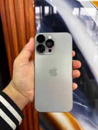 آيفون ١٦ برو ماكس • ٢٥٦ • بطارية ٩٩