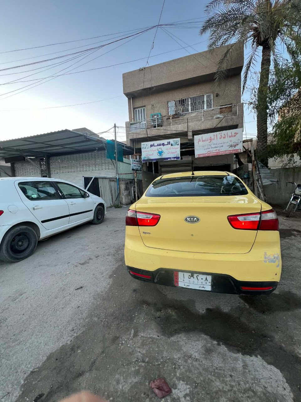 سلام عليكم كيه ريو موديل 2012 خليجيه بدون حادث السياره جاهزه تفاصيل اكثر اتصل ع رقم *********** مكاني بغداد العامريه السعر ٧٥
