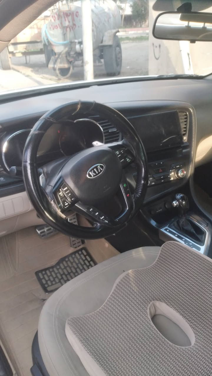 كيا اوبتيما موديل ٢٠١١خليجي محرك دوش المرغوب مواصفات تبريد قطعتين اشاره بالمرايات اضافة مرايات شفط شفتات ستيرين تحكمات ستيرن تبريد قطعتين  محرك صدر تايرات كله شرط،، جاملغ جهة السكن بارد وهلال خلفي صبغ ع كد  شبر،، السعر 119$ مكان السياره كركوك /***********
