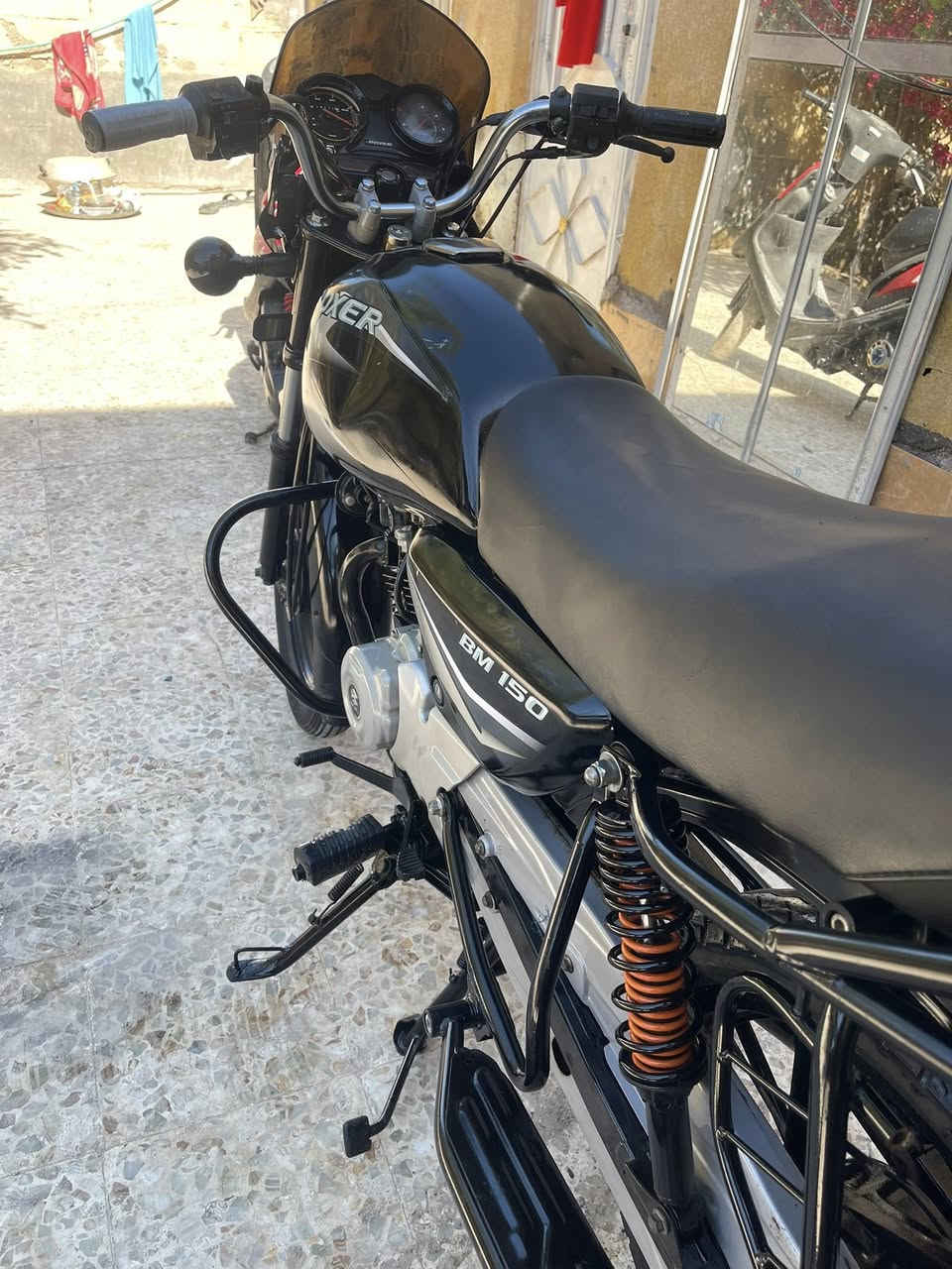 بوكسر ادوات موديل 2023 طك كارتون كفاله عامه من كلشي بعدهي زيرو كلشي شغال مكاني بصره كرمت علي سعر 900 وبيه مجال كلش قليل رقمي ***********
