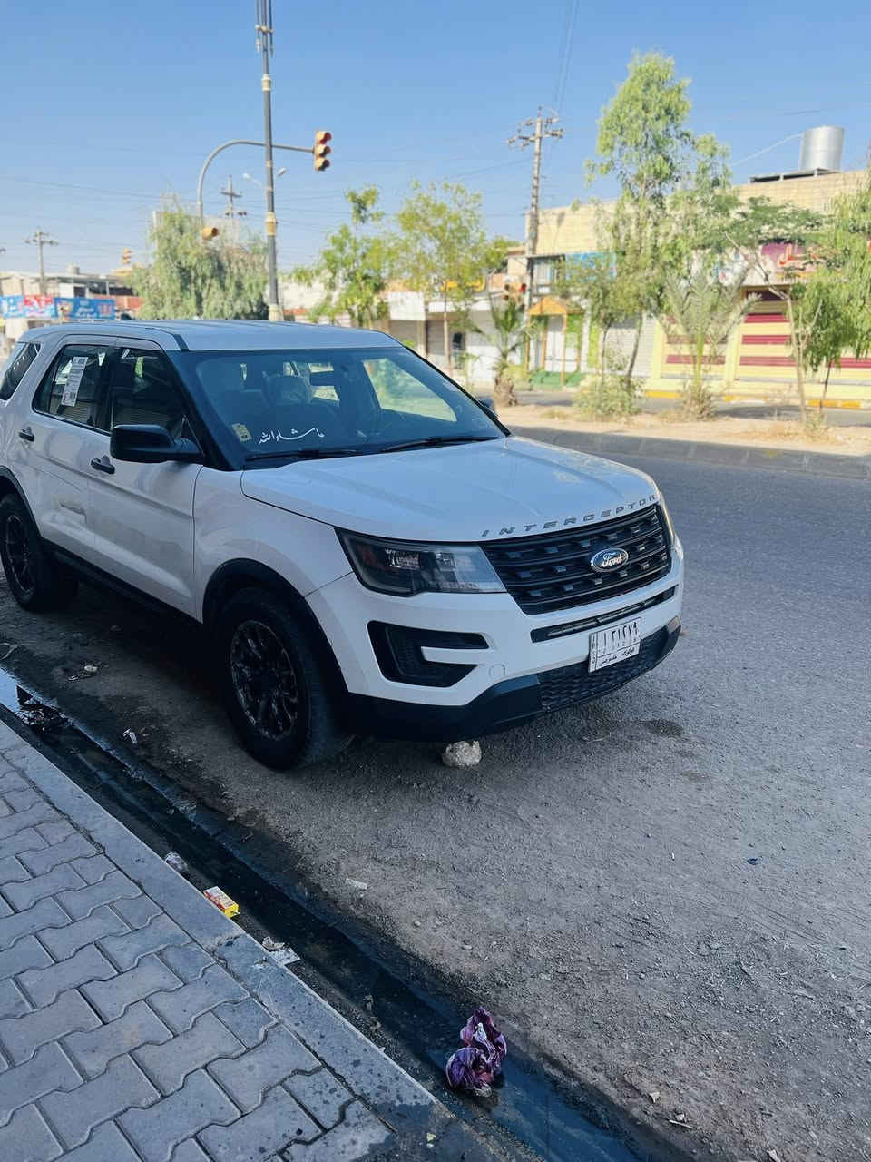 السلام عليكم
فورد اكسبلورر 2018 بوليسي للبيع
المواصفات 👇🏼
محرك V6 توين تيربو 3.6
نظام دفع رباعي AWD
كير اوتوماتيك 6 نمر تعليك 
التبريد: راديتر حجم عملاق
الدواسات تحكم بتقديم  وترجيع
تحكم ستيرن جهتين 
كشن السائق كهربائي
📌 ملاحظة السياره بيها تعديل بارد عل كد شبر بل جاملغ الامامي جهة السائق والصندوق هم نفس الشي تعديل بارد عل كد شبر 
📌 التيربو مال محرك بي مشكله 
ـــــــــــــــــــــــــــــــــــــــــــــــــــــــ
مكان السيارة كركوك 
سعرها 150$ دفتر و خمسين ورقه وبيها مجال للطيبين 
رقم الهاتف :***********

