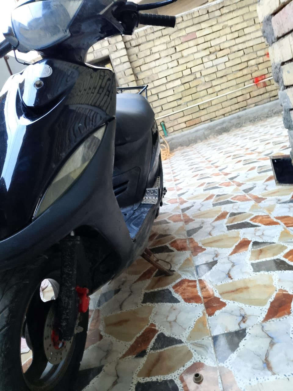 دراجة ماكس عدلة نظيفة كلش وكاملة من كلشي مابيها نقص بلادية مكينة خير من الله شلعة قوية السعر 550 وبيها مجال قليل للاستفسار *********** متواجد واتساب
