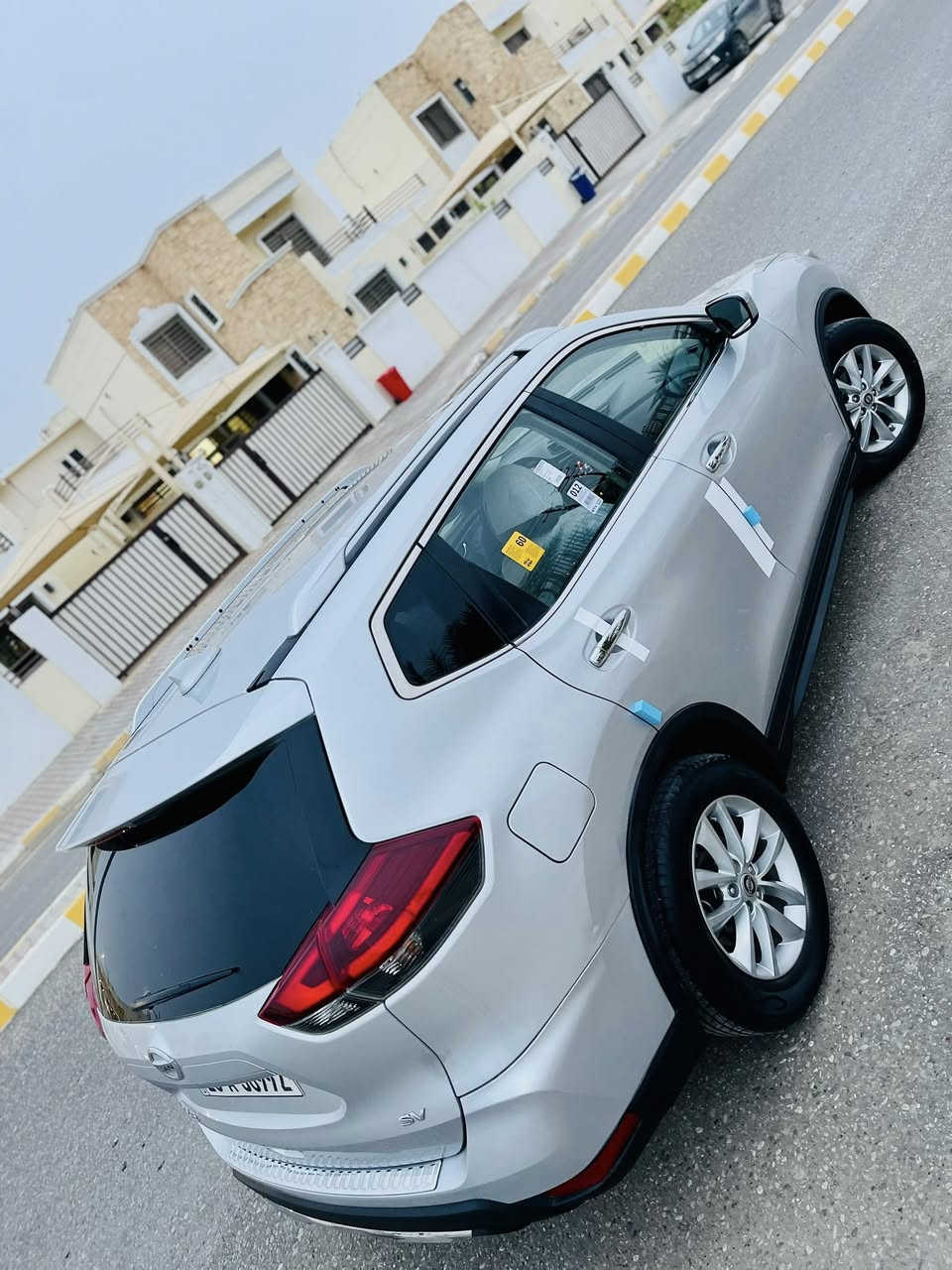 ياالله ..السلام عليكم…
للبيع ...نقد...بسعر 132$ اعتذر عن الاقساط والوعده
نيسان روج 2018 SV امريكي فول عدا الفتحه
لون رصاصي سلڤري(فضي) 
محرك 4 سلندر 2500 دوش المرغوب بدون فتح بدون بخار بدون صوت
كير  اوتوماتيك بدون عيب
ماشيه 100 الف حقيقي 

المواصفات فول عدا الفتحه
بصمه (تشغيل وابواب) وتشغيل عن بعد
كشن كهرباء
صندوق كهربائي
كشنات هيترات تدفئه
تبريد قطعتين ثلج ومناخين منفصل
نظام ايكو وسبورت
تحكم ستيرن فول
كروس سرعه
رادارات جانبيه 
شاشه كار بلي وكامره دواره
بك لايت ليد
بلوجكترات 
ويل كب  18 وتخم تاير جديد شاده
سبيرها شرط منازل

السياره مسويلها ادامه كامله بدون اي نقص جاهزه من كلشي الحمدالله حتى السرفس طافي بشرط

🔺السياره ضرر امريكا بارد بسيط بلجاملغ الامامي موضح بلصوره فقط شرط الفحص والسونار
وبيها رش قطعتين ونص بدون دواخل رقم شاصي وتقرير امريكا مرفق 

رقم 26 صلاح الدين انكليزي الجديد /سنويه بأسمي جديده/هزه جديده صارلها يومين/تحويل ثاني يوم
السعر 132$..وبيها مجال للشراي يعني شوفهاوتدلل 
📍مكان السياره تكريت 
🔎للاستفسار رقمي…. 
***********
