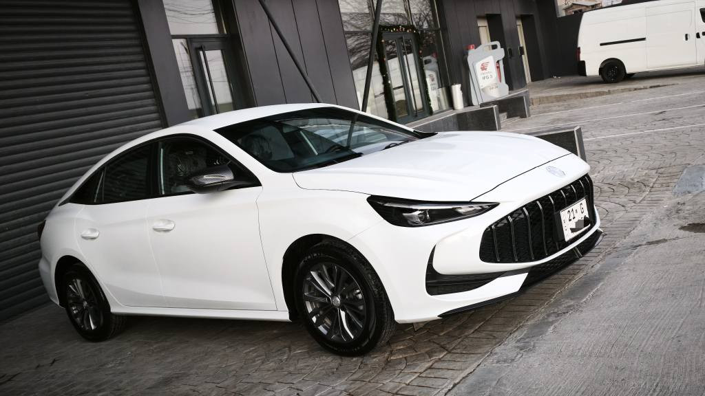 MG GT 2025 مواسەفات کۆنفۆرد    
بێ لێدراو بێ بۆیاخ بێ سارد 
13000 هەزار ڕۆشتوە زۆر جوانە ماشەڵا 
بەناوی خۆمەوەیە تەجیل ئەوە مەڕەیە 
پڕۆگرامی بۆ کراوە بەقەوتی و بۆ دیلکۆ لێدان  سەماعەی جیبیئێڵی بۆ بستراوە  کامل گاعی قاڵب
باڵی سەر سندووق ئاوێنە بات مان سکۆپی جام  دانراوە بۆی زۆر زۆر جازە سەیارە 
شاشە ئەکتیڤی بیلادی سڵاید نیە 
یەك نەقسی نیە هەموو شتێکی جازە 
هەمووگیانی بەشەرت ئەیەم 

ژمارە تەلەفون /*********** السليمانية, العراق
