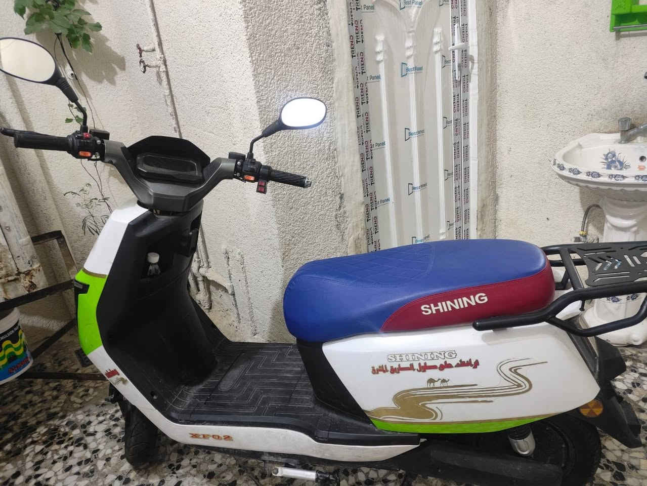دراجه شحن للبيع بطارياته لثيوم اصليه مشتريه قبل شهرين بس مو مستخدمه بس مرتين
سعر تواصل رقم ***********
