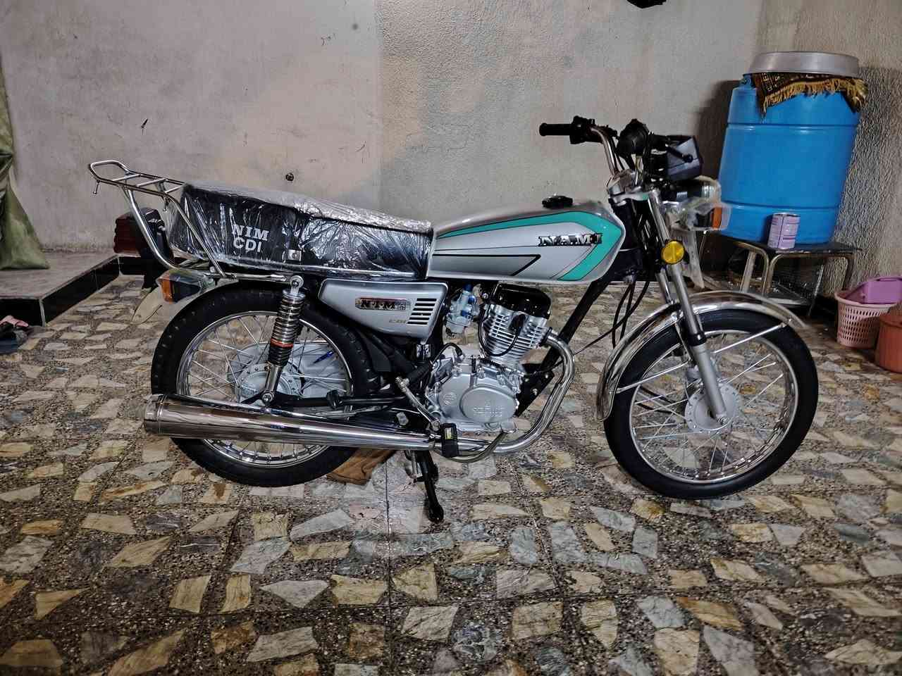 السلام عليكم دراجه نامه امتياز رقم وسنويه تحويل ثاني يوم موديل 2025 مسجله 2016بسم الوكيل دراجه صارله 3 طالعه من الوكيل كفاله عامه جديده وكيل سعر مليون 800(1800)شراي يتصل ***********مكاني بصره الأمن الداخلي
