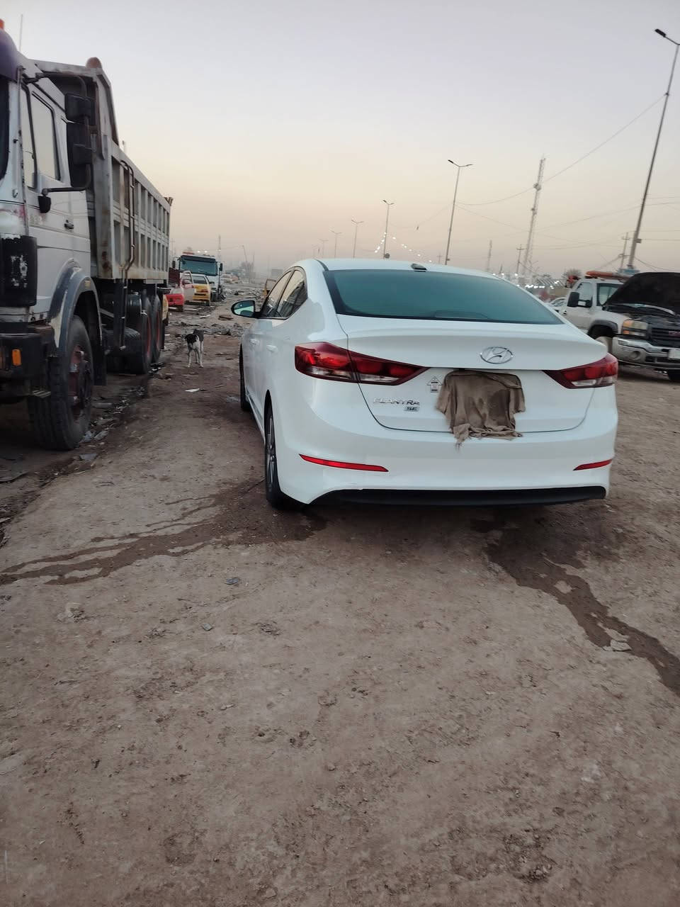 السلام عليكم النترا 2017 أمريكي رقم قادسيه دولي سنويه 30 مكفوله من التبديل والظربه فقط ملاحظات صبغ موظح بسونار مكينه وكير حداديه تخم تاير تبريد تدفئه  كله شرط جاهزه من كلشي السياره جديده جدن ونظيفه مكانه الديوانيه الحمزه الشرقي السياره بسمي شخصين سعره 135 وبيه مجال ***********
