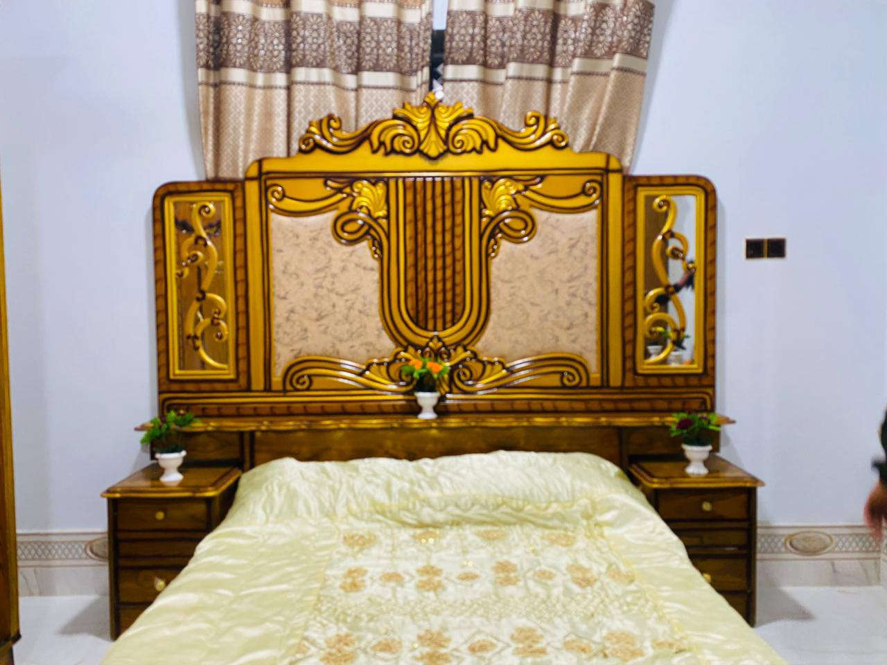 غرفه نوم عراقيه حطاطه صاج السعر 800بي مجال العنوان الرمانه البعبيد الاتصال ***********
