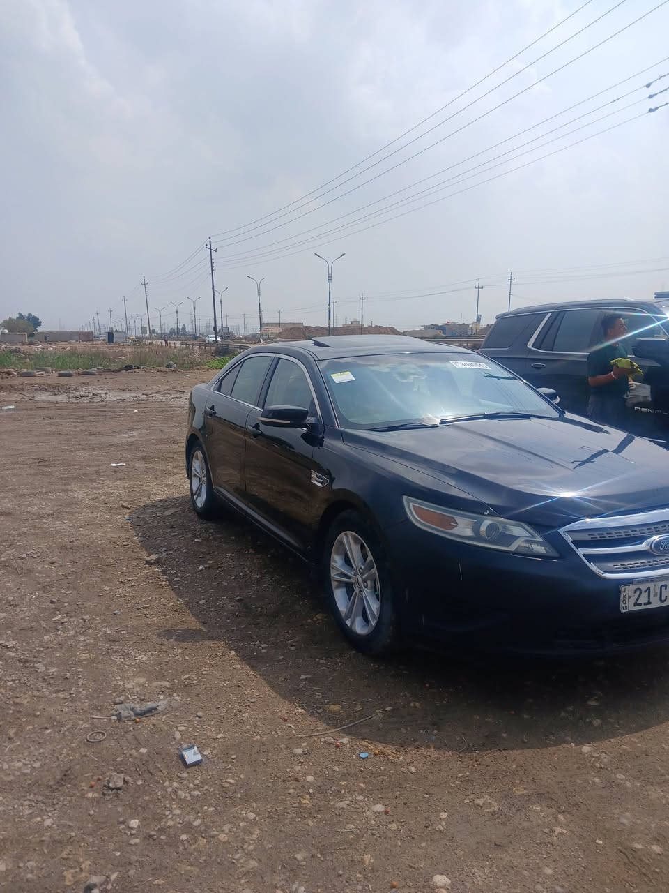 السلام عليكم فورد تورس 2012 خليجيه فول  مواصفات الهزة مالتة جديدة الشهر ال٦ تنتهي التبريد مالته ماعرف يمكن كمبريسر او غير شغلة راديترات جدد هستوني شادهن والسيارة عليها ادامة جديدة يم سيف الفضلي
يعني نوزلات وبلاكات وترتيب الضفيرة يم سيف عبوة + فيت بم جدد لك ابيع او مراوس بقل منها سعرآ مكان السيارة بغداد قرب مدينة بسماية 
رقم الهاتف 📱 *********** او ***********
