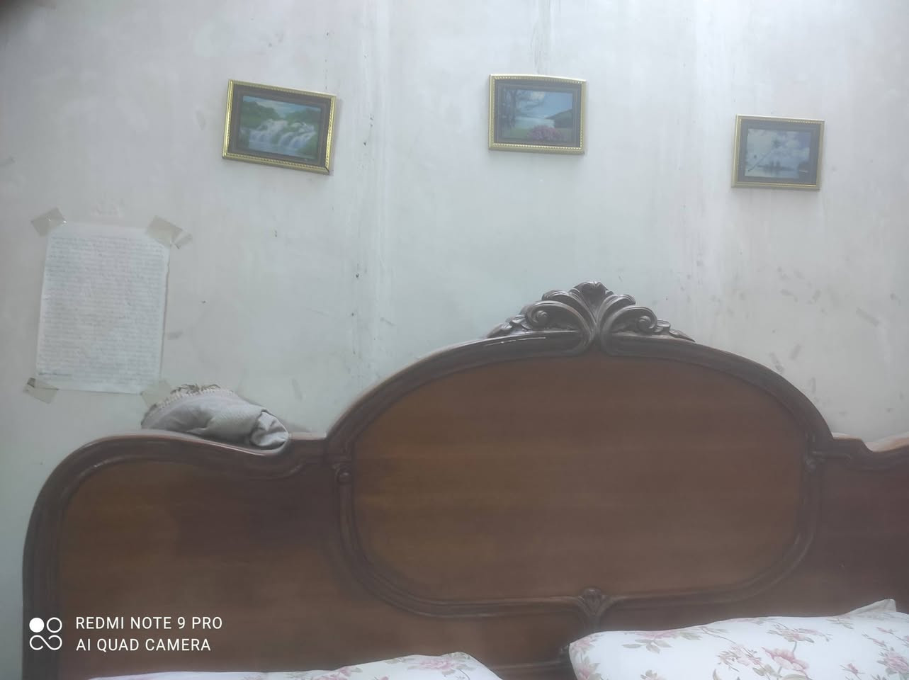 السلام عليكم
عندي اغراض بيت كاونتر المنيوم 9 متر مع سنك مرمر حوضين وتخم مصري نظيف وتخم عراقي على 10 قطع نظيف وغرفة نوم صاج عراقي كاملة وتلفزيون قياس 42 , LG
مع سبلت طن واحد وثلاجة تركية ومبردة واغراض أخرى 
العنوان /بغداد /حي الجامعة 
للاتصال على رقم ***********
