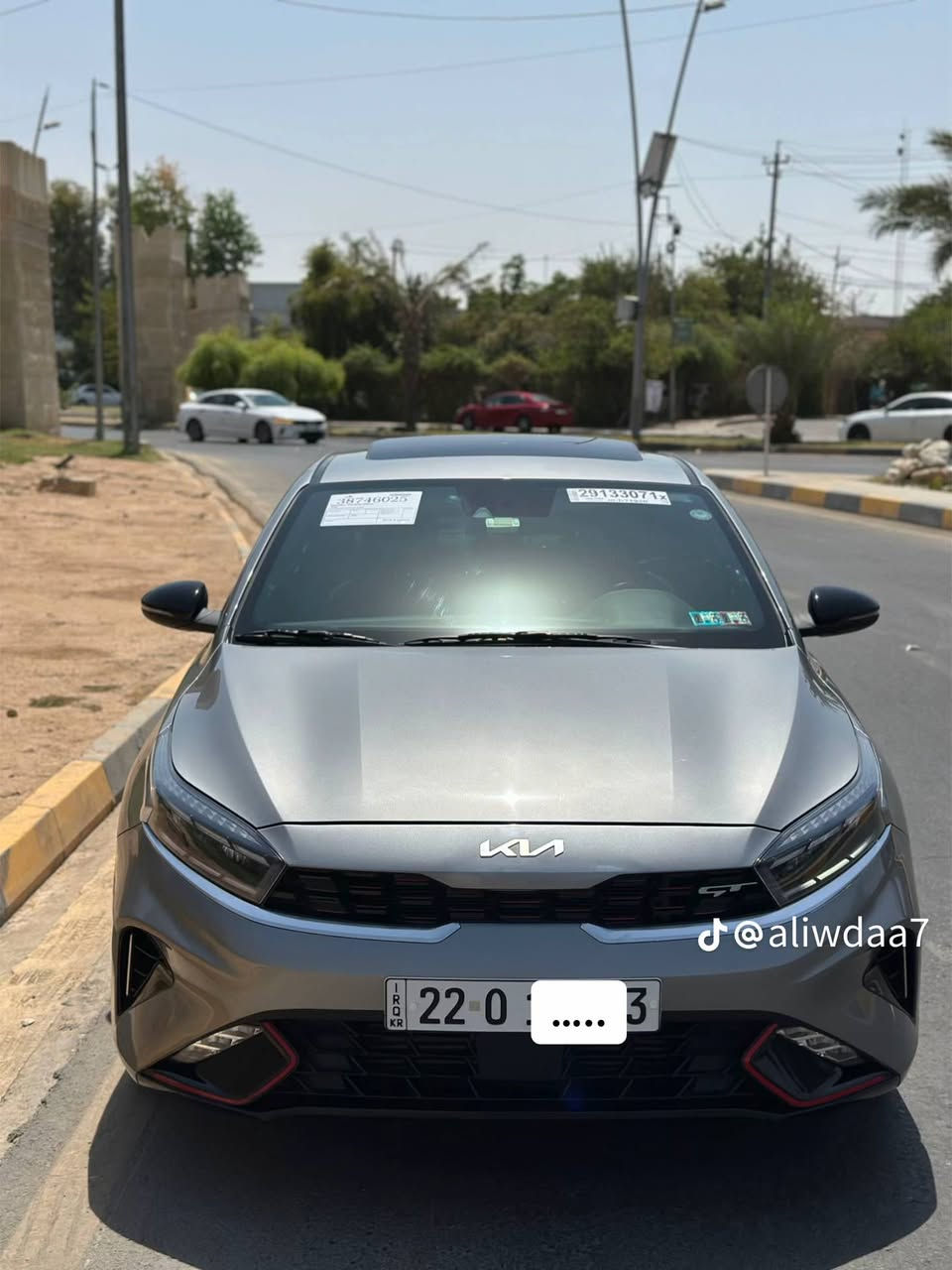 فورتي جيتي 2023
ماشية 13 الف 
محرك 16تيربو 
سنوية جديدة 
130ورقة مستعجل على بيعتها اريد اسافر 
***********
