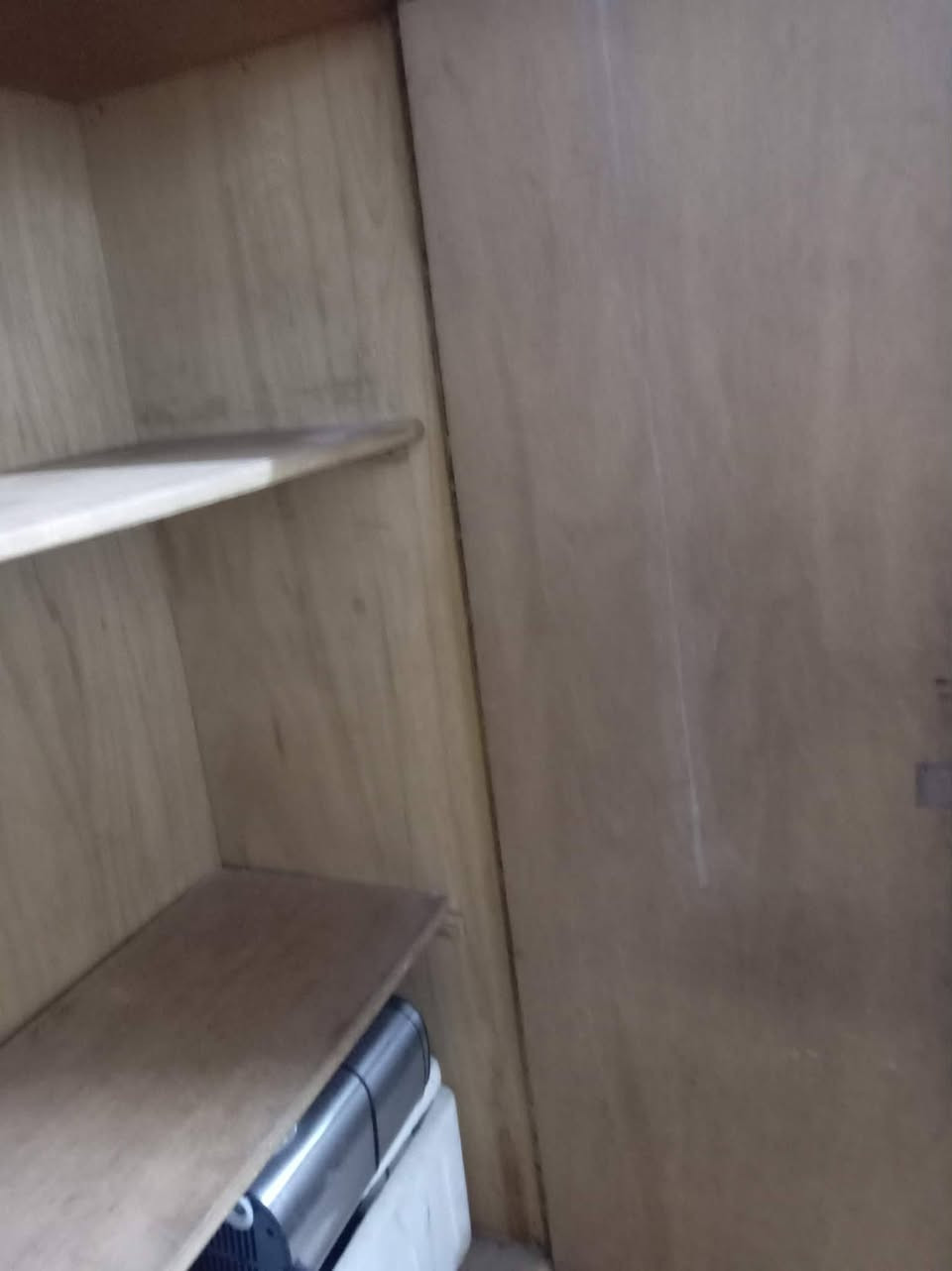 قنصور سته أبواب صاج داخل وخارج
العنوان حي الانتصار 
السعر ١٣٠ وبي مجال


**إذا كنت صاحب هذا الإعلان وتريد حذفه لأي سبب، رجاءا أرسل رسالة إلى الدعم الفني**